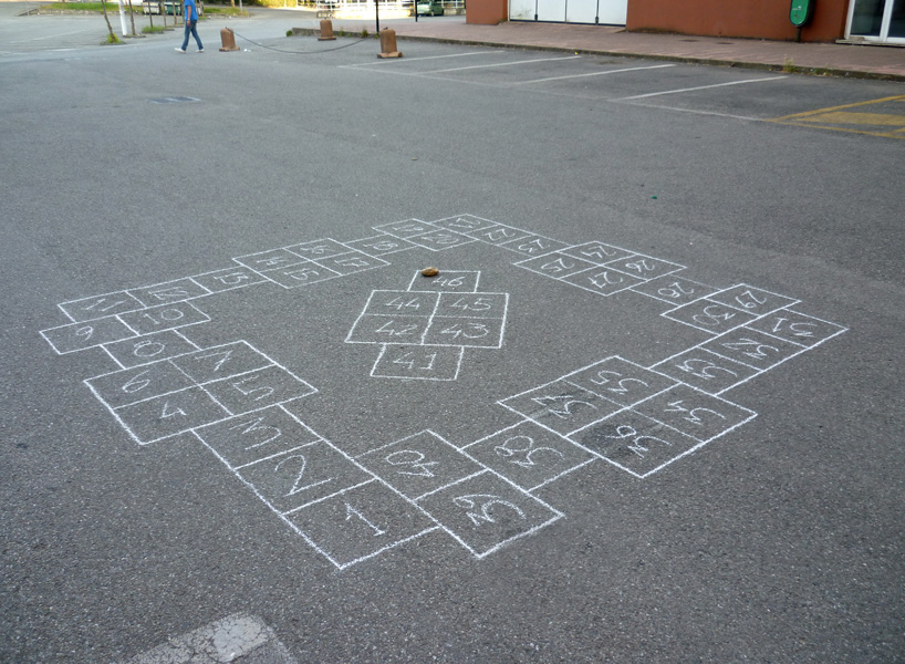 Giovanni Longo / Campana quadrata, 2011